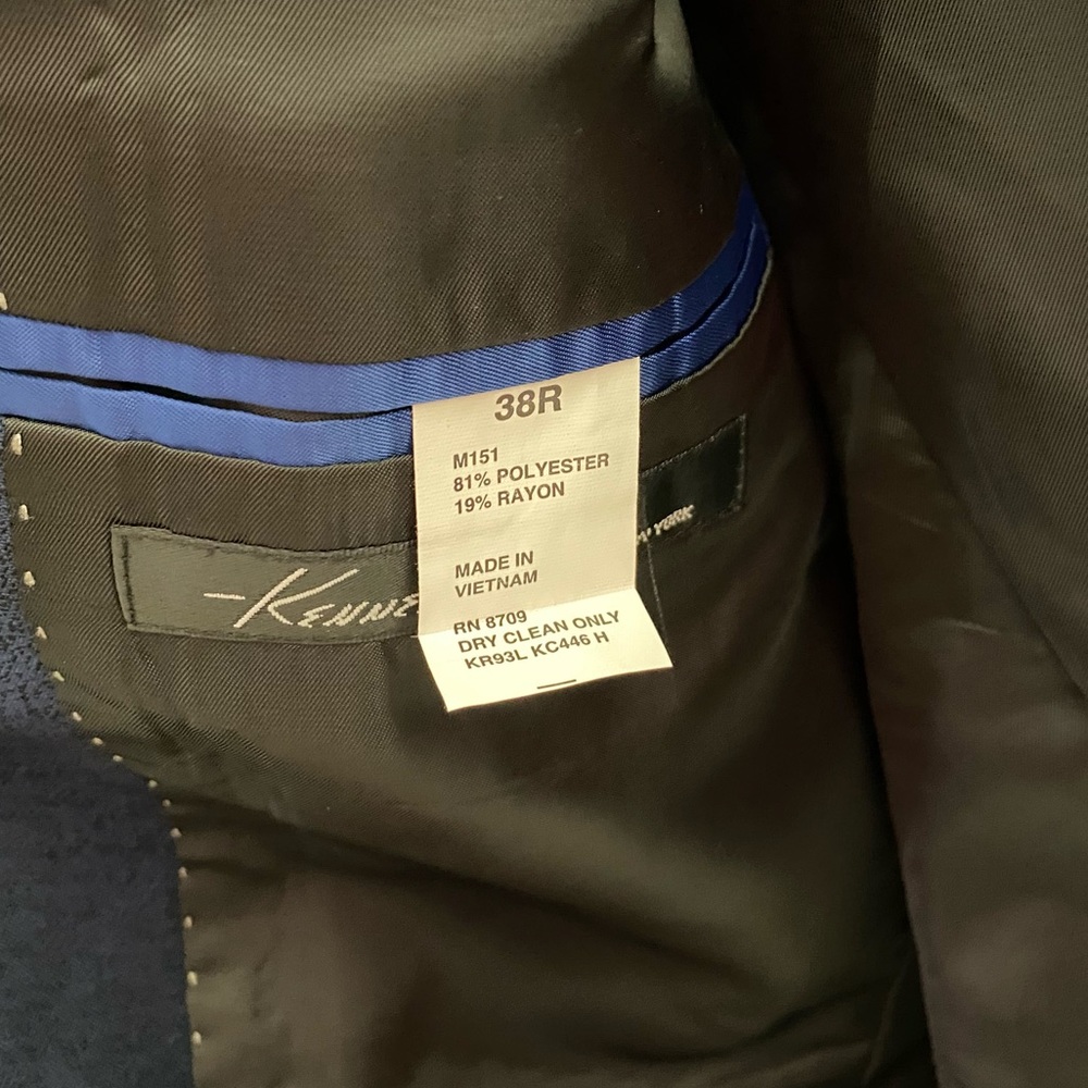 Kenneth Cole Jacket - Picture 3 of 10